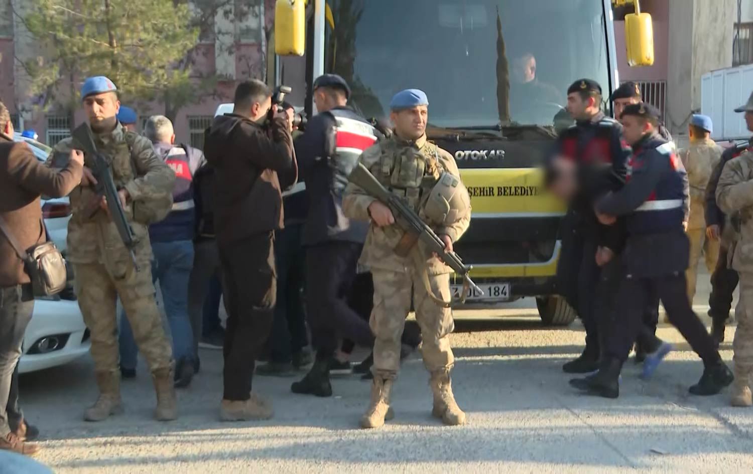 دادگەی مێردین بڕیاریدا 4 تۆمەتباری کوشتنی 5 هاونیشتمانییەکەی دهۆک زیندانی بکرێن