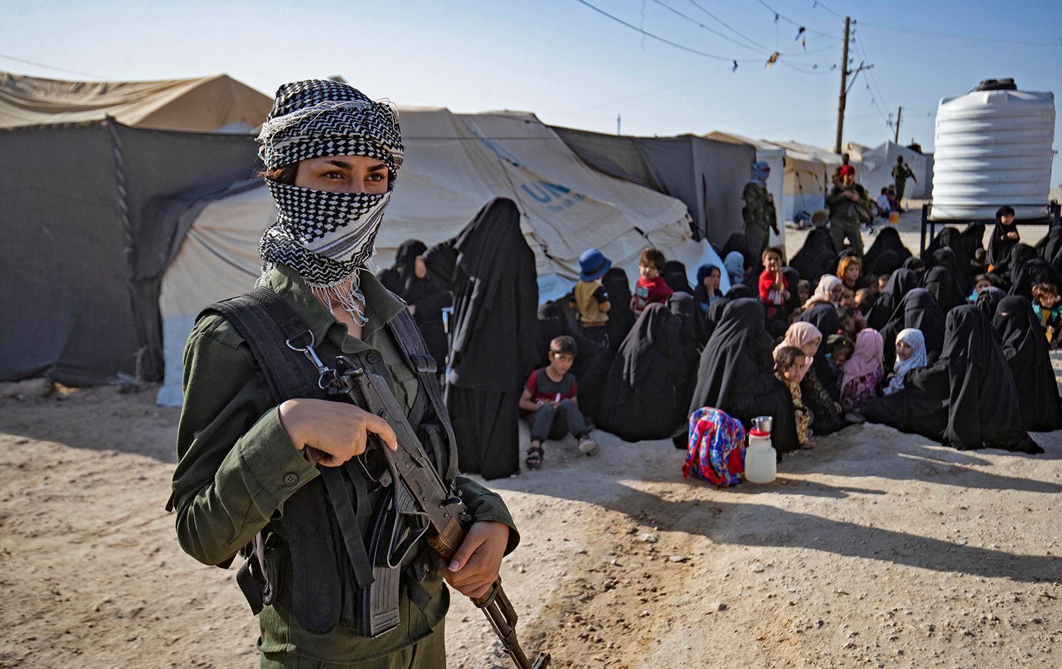 Rojava, ailesi IŞİD'li 47 kişiyi Fransa'ya iade etti