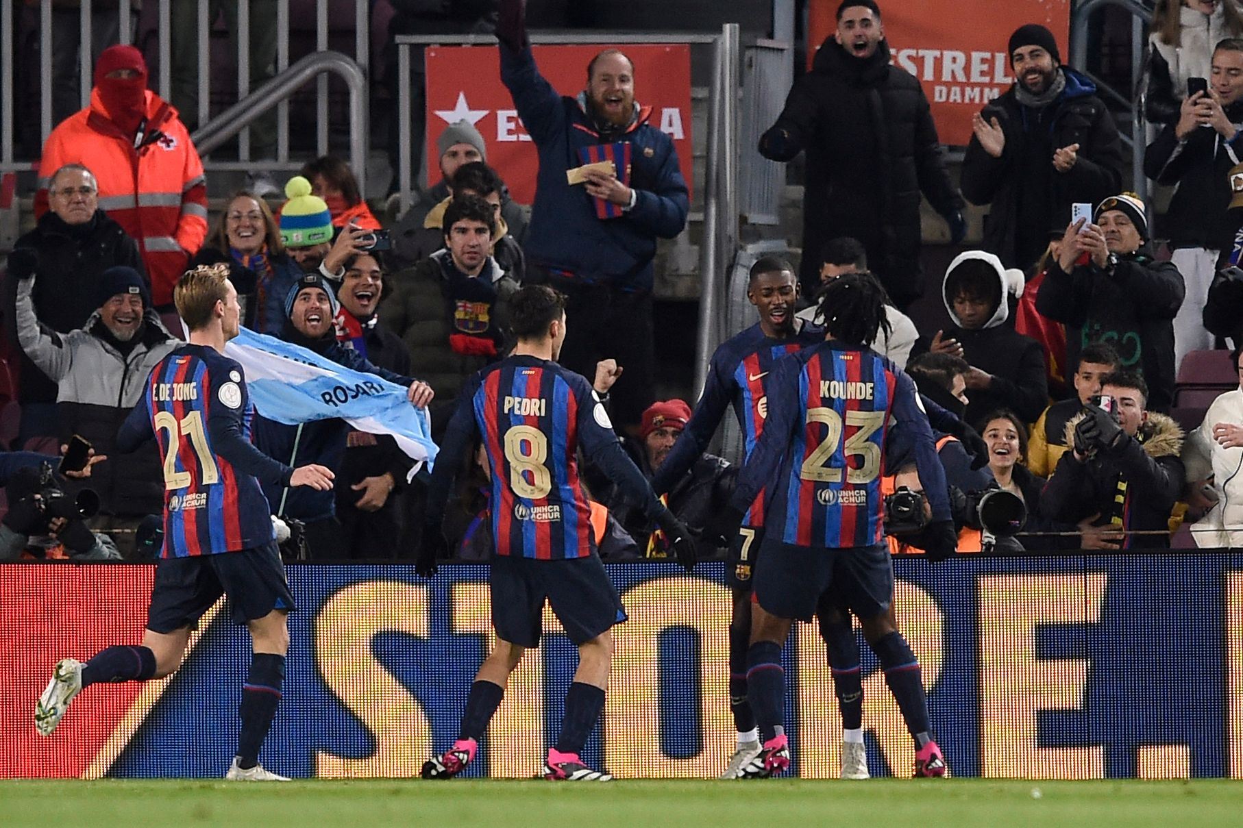 ڤیدیۆ؛ بارسێلۆنا بەزەحمەت گەیشتە قۆناخی پێشکۆتایی جامی شا