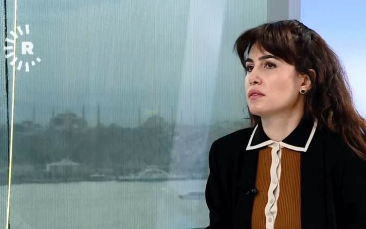 Rewşan Çelîker: Divê Kurd nîşan bidin ka çiqas ji zimanê xwe hez dikin