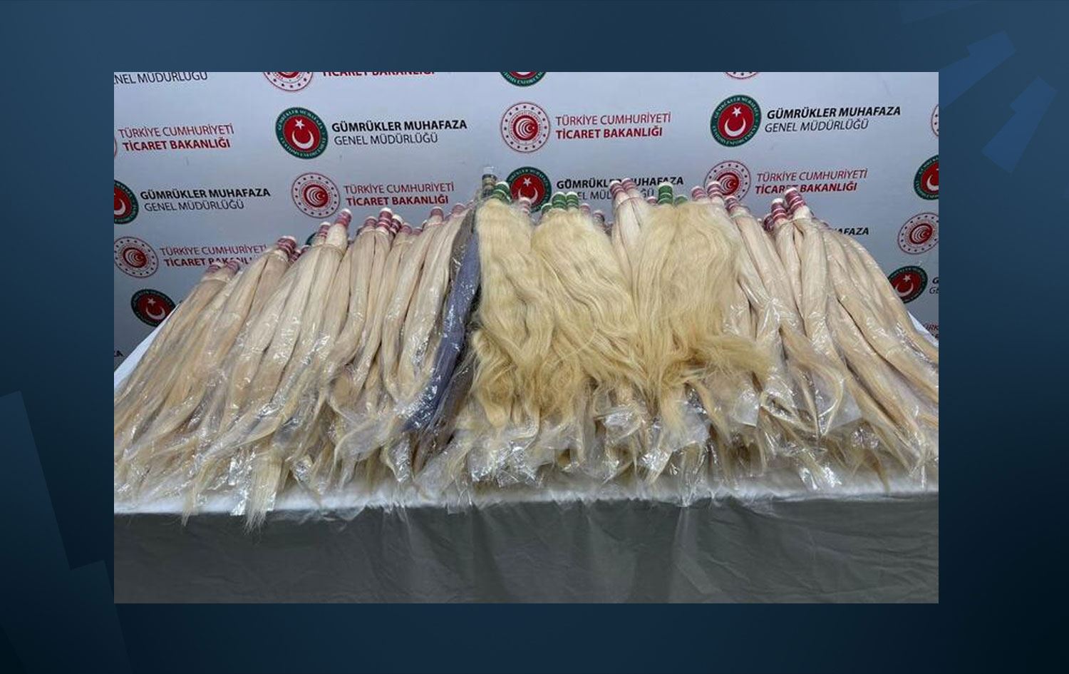 Değeri 800 bin TL: 54 kilo insan saçı ele geçirildi