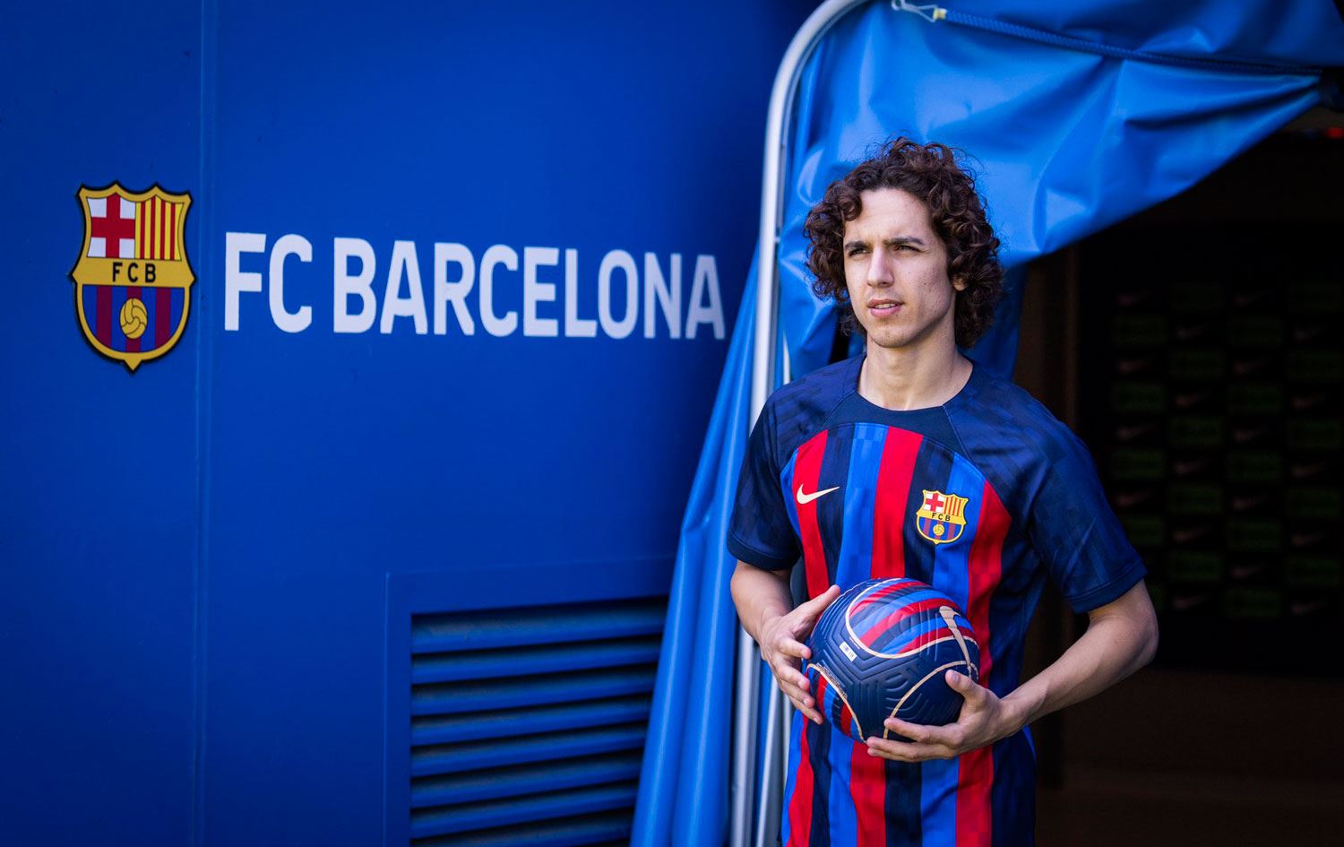 Batmanlı Emre Demir Barcelona’dan Fenerbahçe’ye transfer oldu