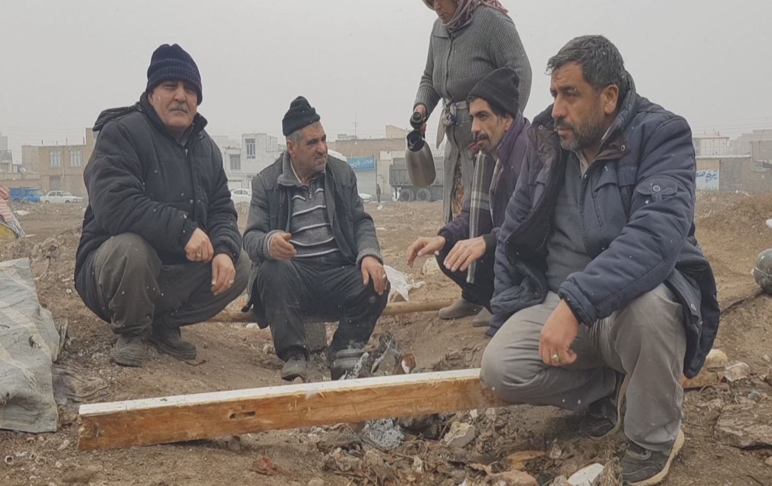 Beşek ji xelkê Xoyê hêj  çadir wernegirtine