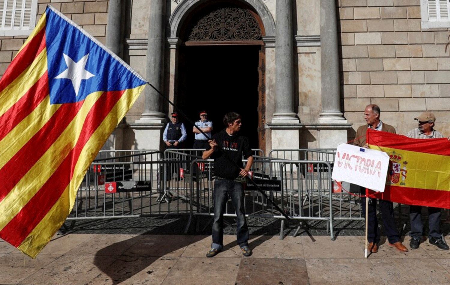 Avrupa Adalet Divanı, İspanya’yı terk eden Katalan liderlerin iadesinin önünü açtı