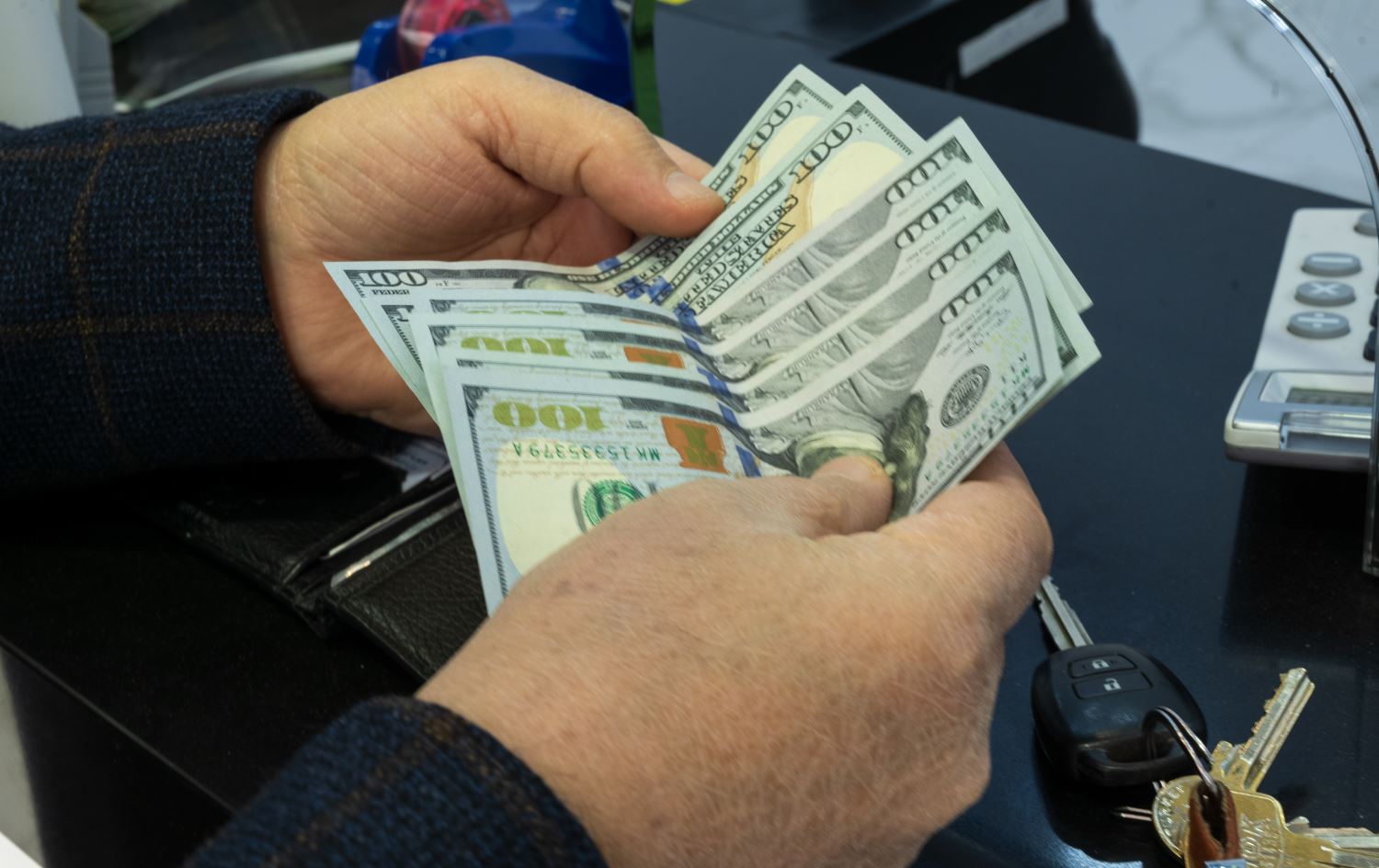 بانکی ناوەندیی هەرێم/لقی سلێمانی حەواڵەکردنی پارە لە کۆمپانیاکانی ئاڵوگۆڕی دراو قەدەخە دەکات