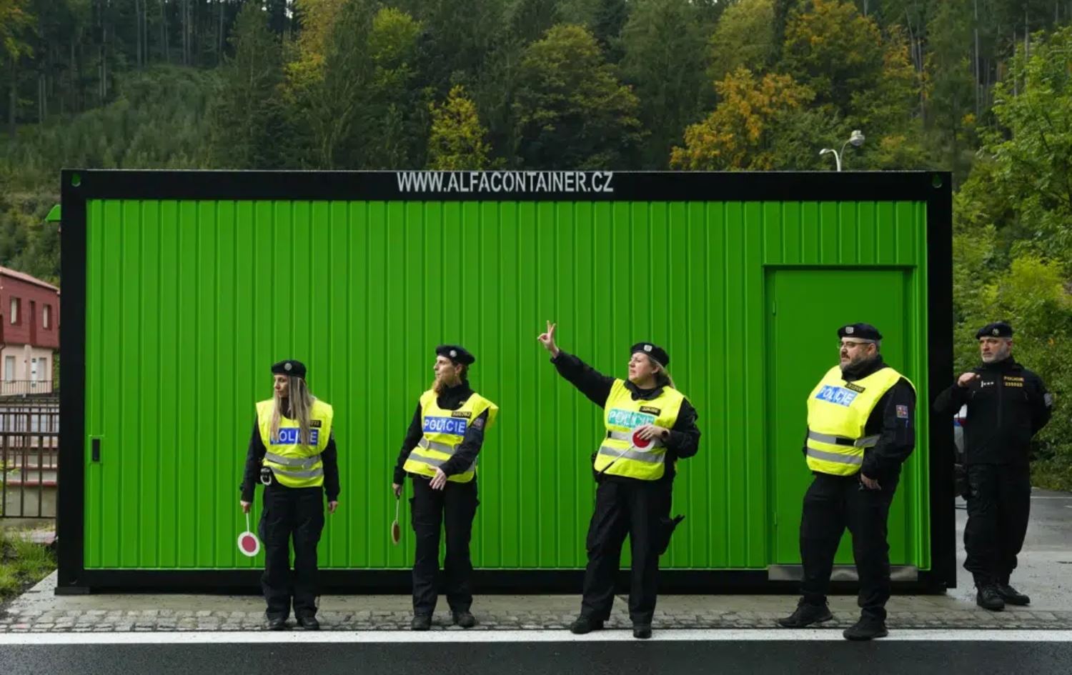 بەهۆی کەمبوونەوەی لێشاوی کۆچبەران، چیک کۆتایی بە پشکنینەکانی لەسەر سنووری سلۆڤاکیا دەهێنێت