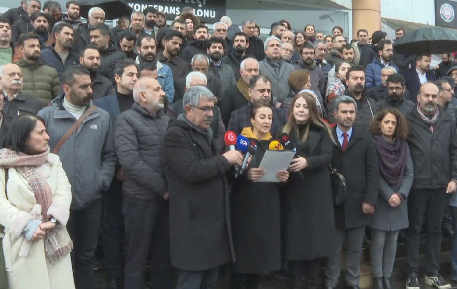 Diyarbakır Kent Platformu Baro Başkanı Eren’e destek verdi