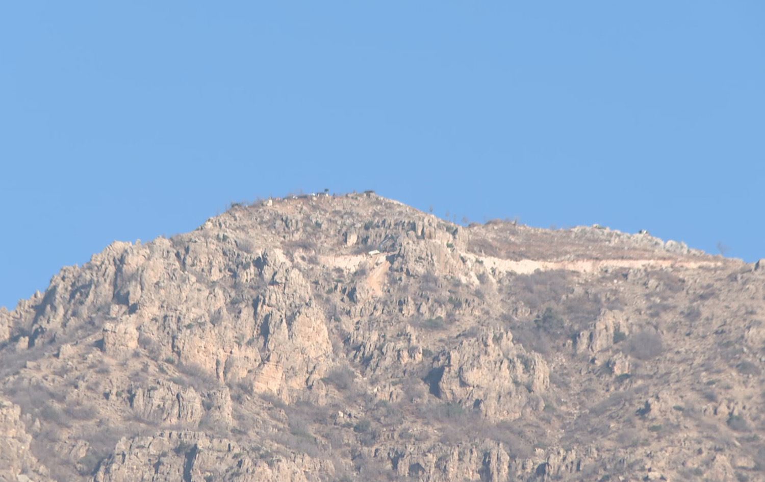 Li Metîna di navbera PKKê û leşkerên Tirkiyê de şer derket