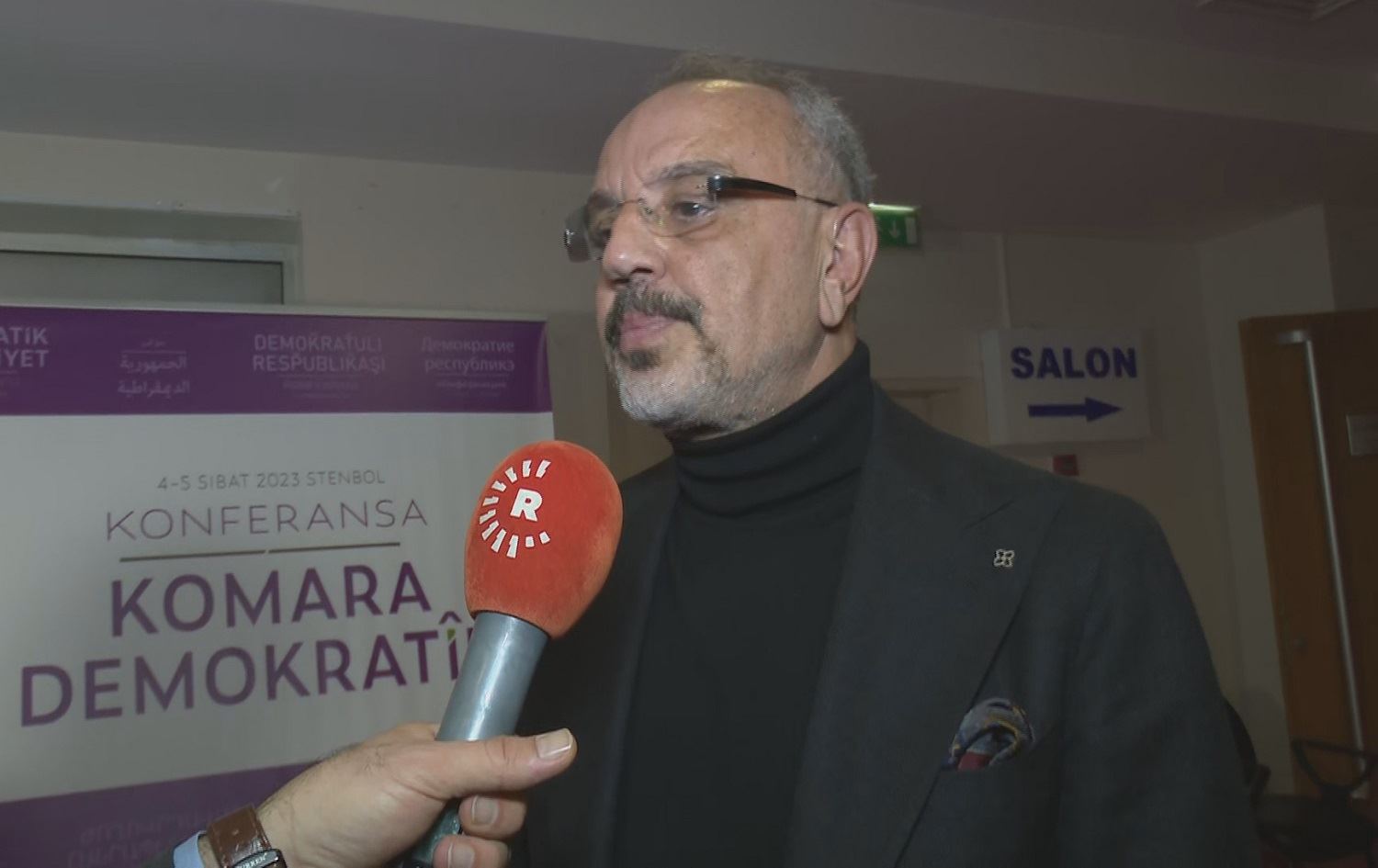 Sirrî Sakik:  Em piştgiriyê nadin kesên ku di derbarê Kurdan de projeyek wan tune