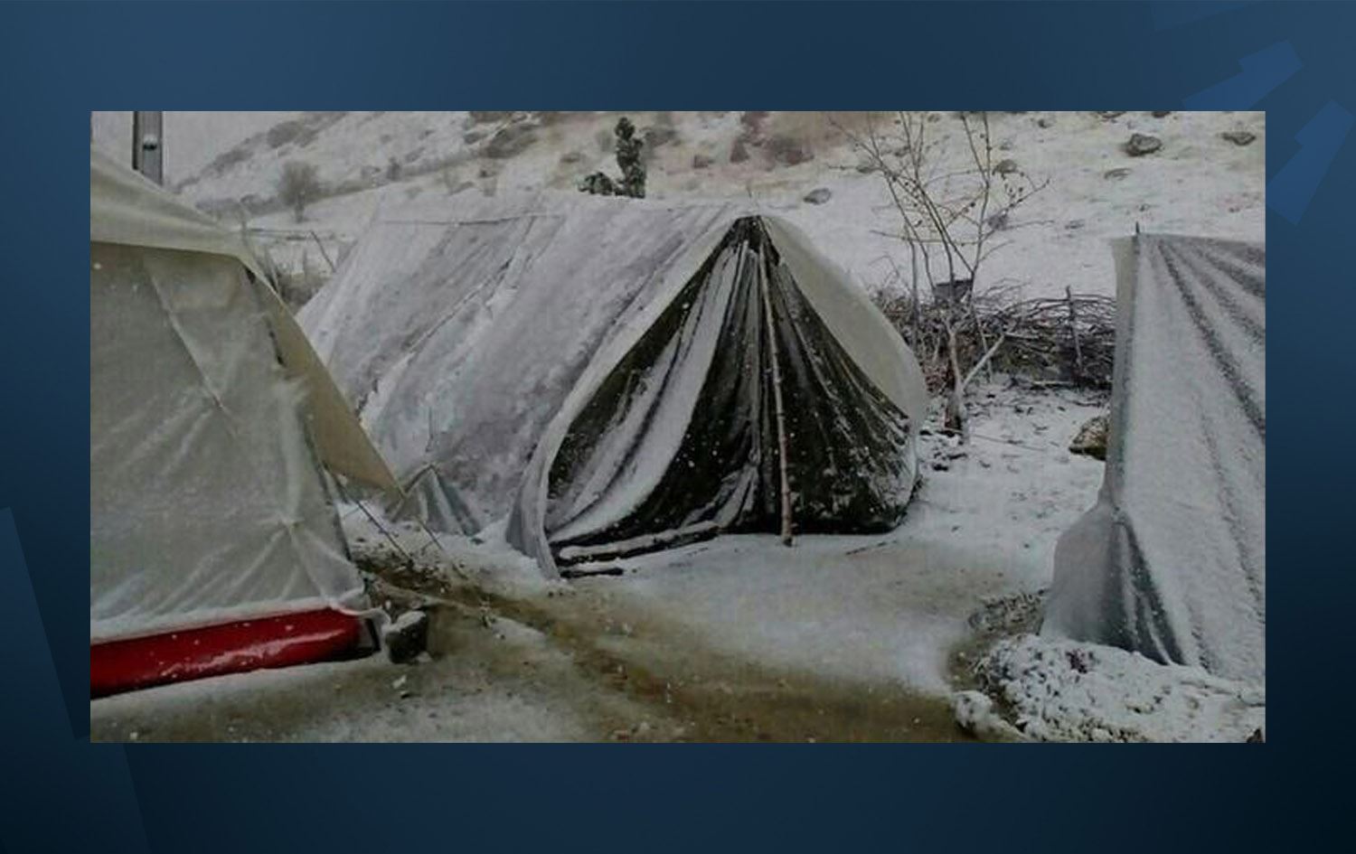 لە رۆژهەڵاتی کوردستان دایک و کوڕێک بەهۆی خەڵووزەوە لەنێو خێوەتدا خنکان