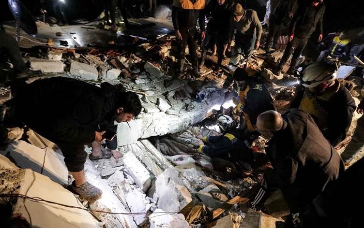 وفاة 51 شخصاً في عفرين جراء الزلزال