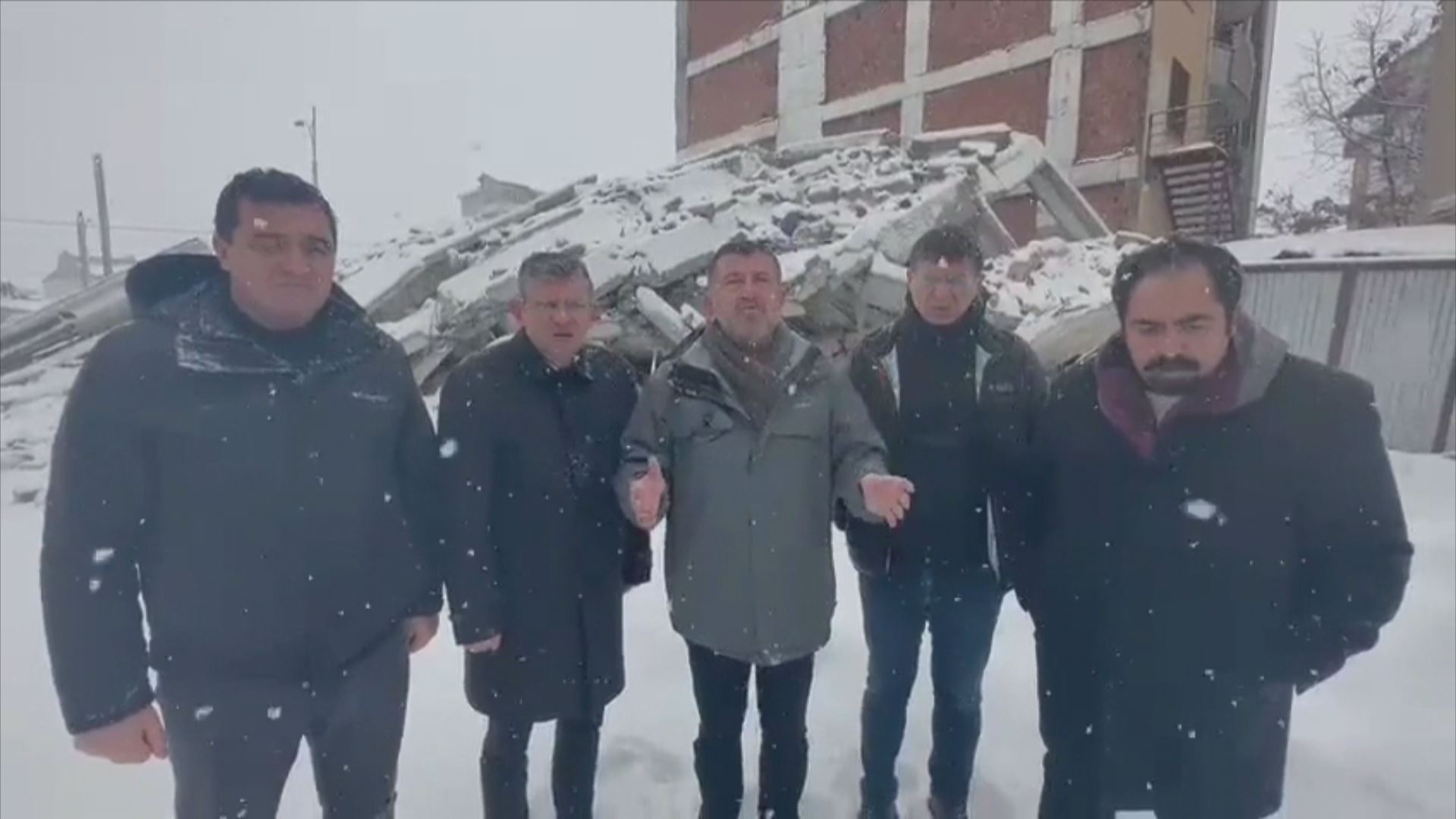 Alîkarê Serokê CHPê: Pêdiviya xelkê Meletî bi av, nan û xwarinê heye