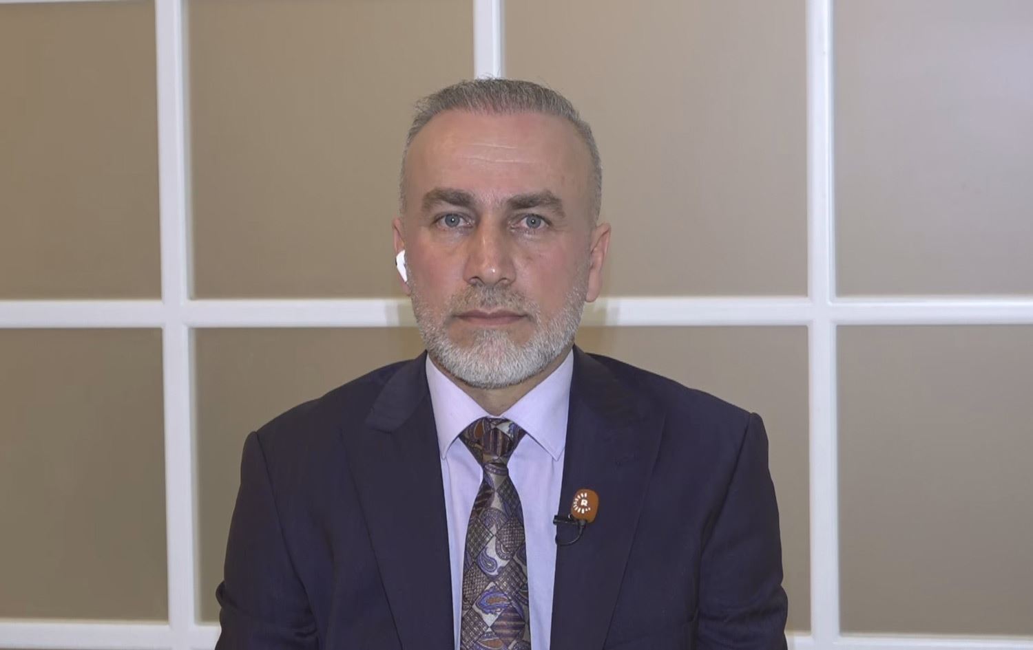 جەمال کۆچەر: حکومەتی عێراق بە ناچاری بەهای دیناری بەرزکردەوە