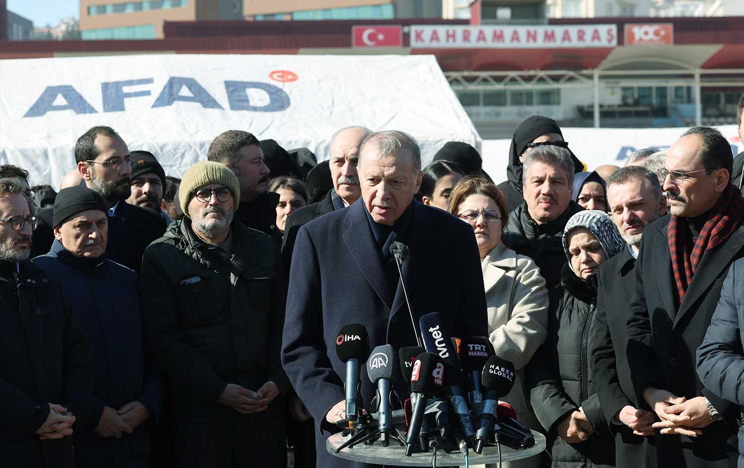 Erdoğan: Vatandaşlarımız endişe etmesin asla sokakta kalmalarına müsaade etmeyiz