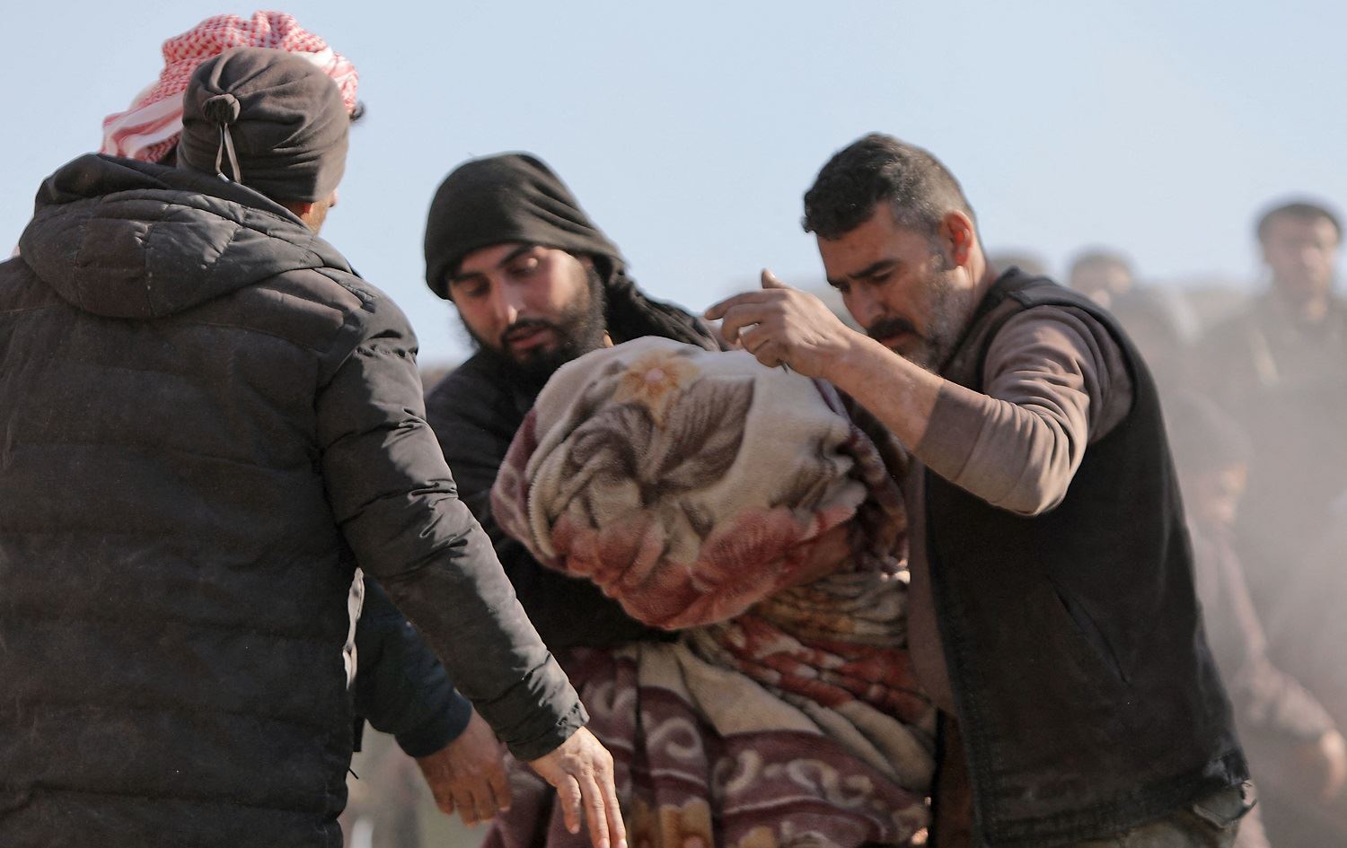 Li Cindirêsê hin malbat bi tevayî bûne qurbaniyên erdhejê