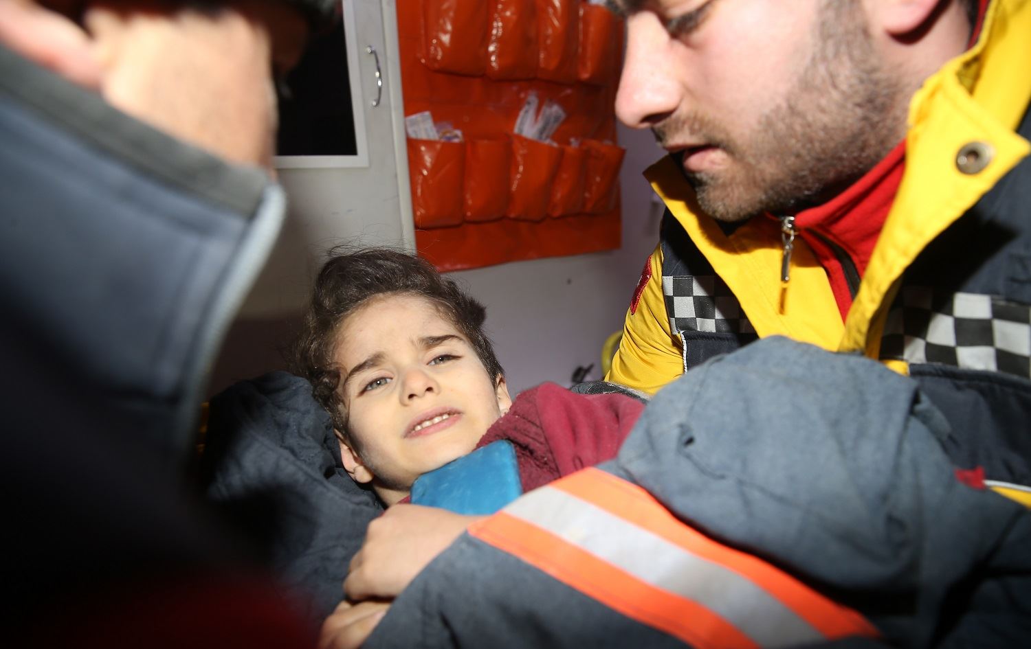 MEREŞ - Mîr Barzan ligel dê û bavê xwe piştî 73 saetan hatin rizgarkirin