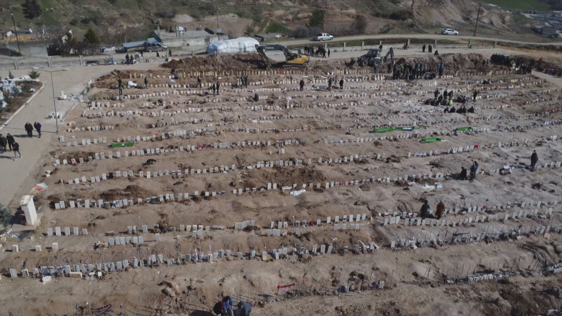 Li Semsûrê cenaze bê kifen û bê şûştin têne veşartin