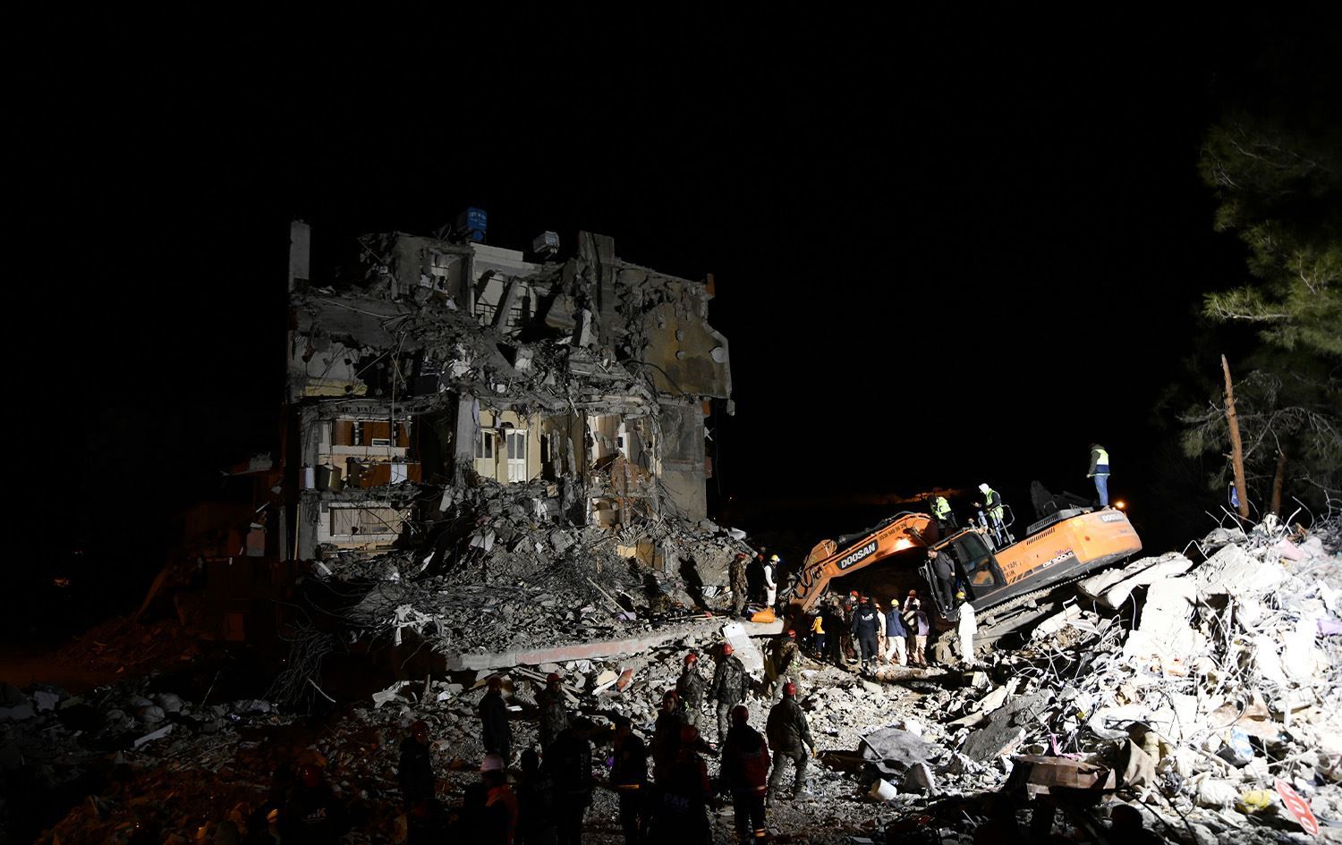 ئافاد: وزەی بوومەلەرزەکان هێندەی 500 بۆمبی ئەتۆمی بووە