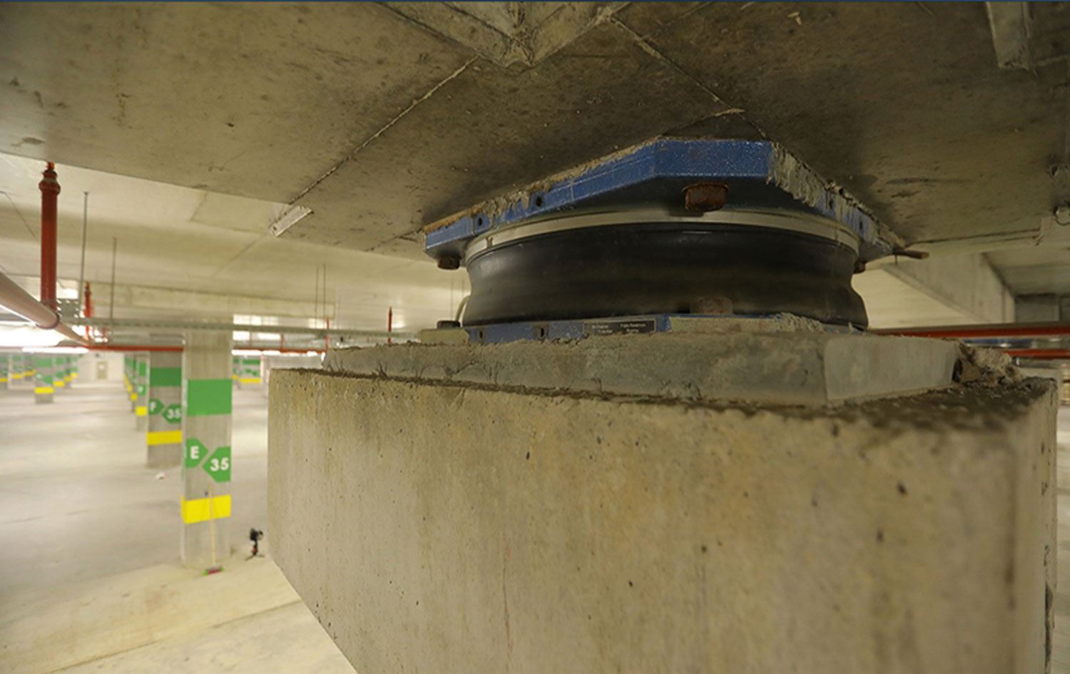 Depremde iki büyük hastane sismik izolatör sayesinde yıkılmadı