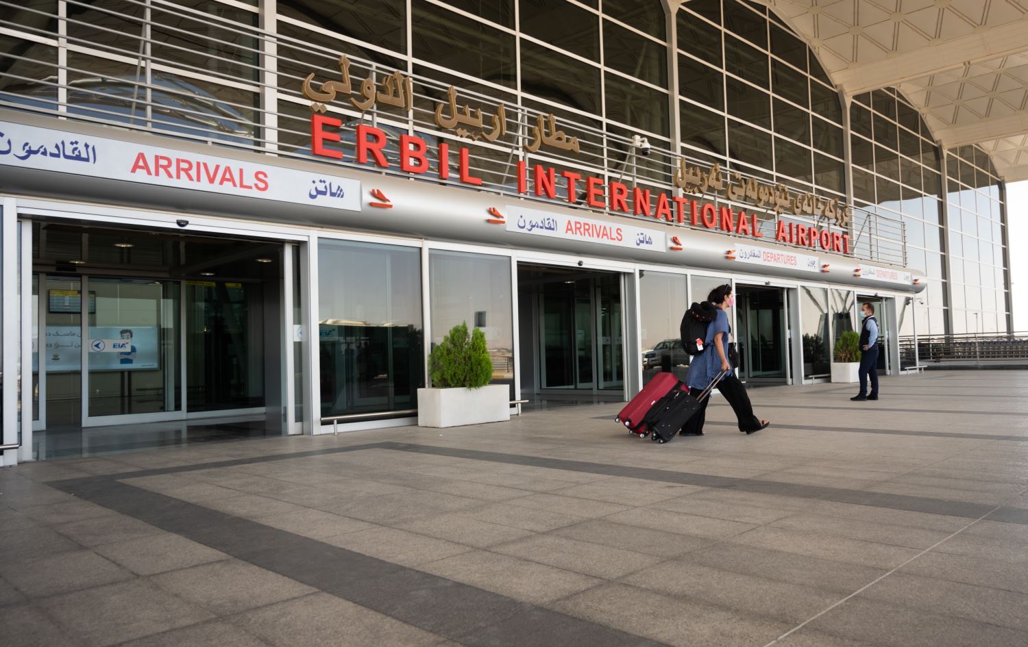 بەڕێوەبەری فڕۆکەخانەی هەولێر: لەمڕۆوە لە فڕۆکەخانە 100 دۆلار بە 132 هەزار دینار دەفرۆشرێت