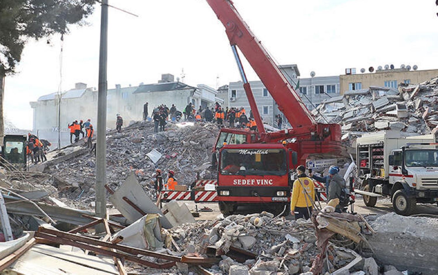 Li Semsûrê ji ber otêla kavilbûyî 4 gumanbar hatin girtin