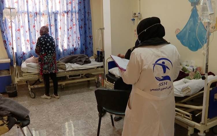 Piştî erdhejê li Cindirêsê gelek zarok bê dayik û bav mane