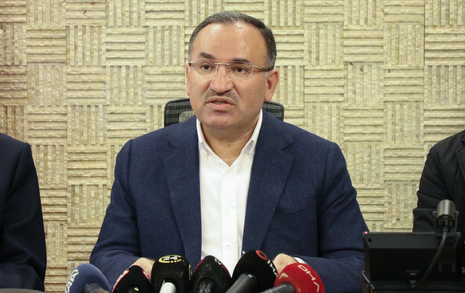 وەزیری دادی تورکیا: تائێستا 54 بەڵێندەر و خاوەن یەکەی نیشتەجێبوون دەستگیرکراون