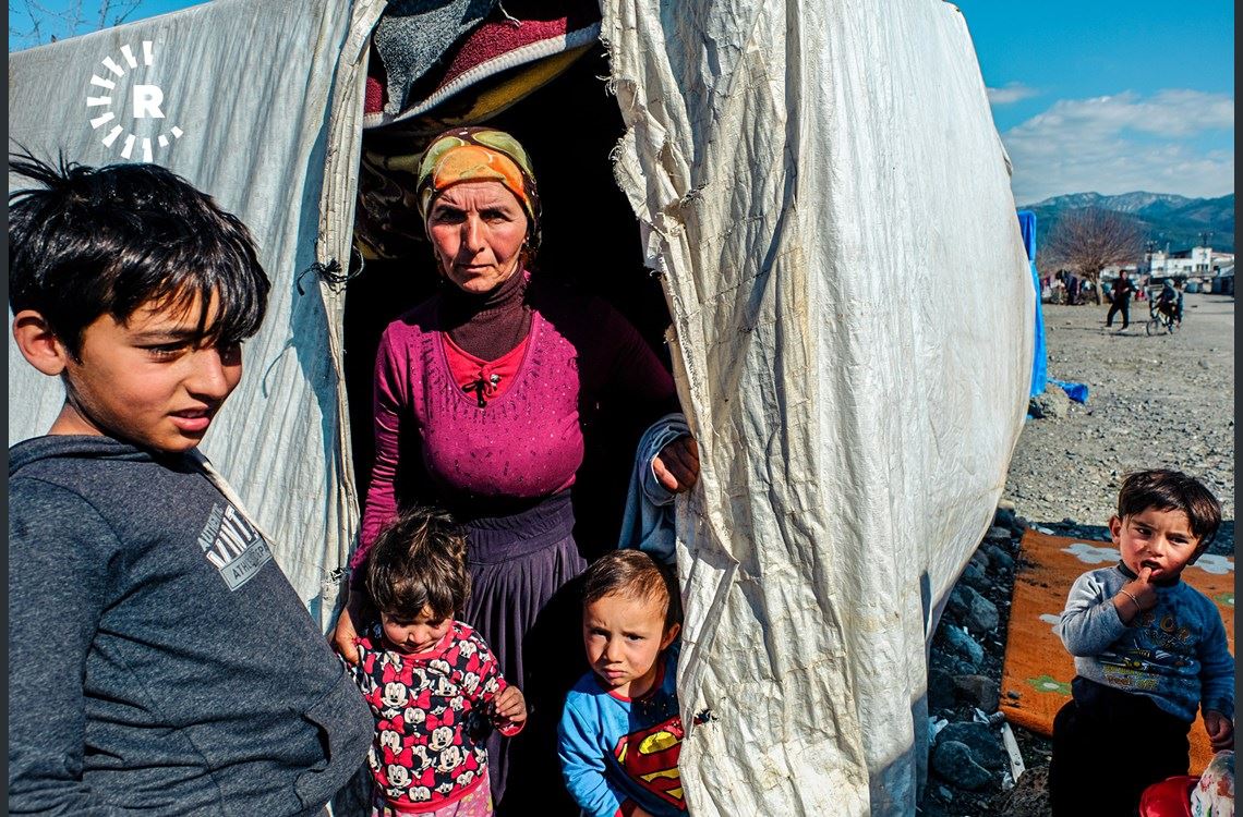 Li Hatayê hê jî bi hezaran kes bê cih û war in