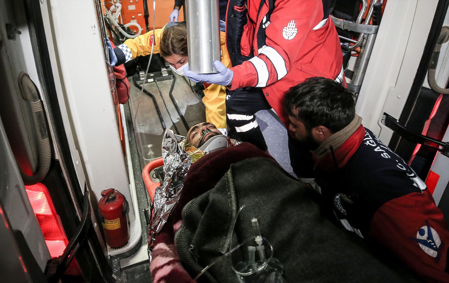 Li Hatayê kesek piştî 278 demjimêran ji bin kavilan bi saxî hat derxistin!