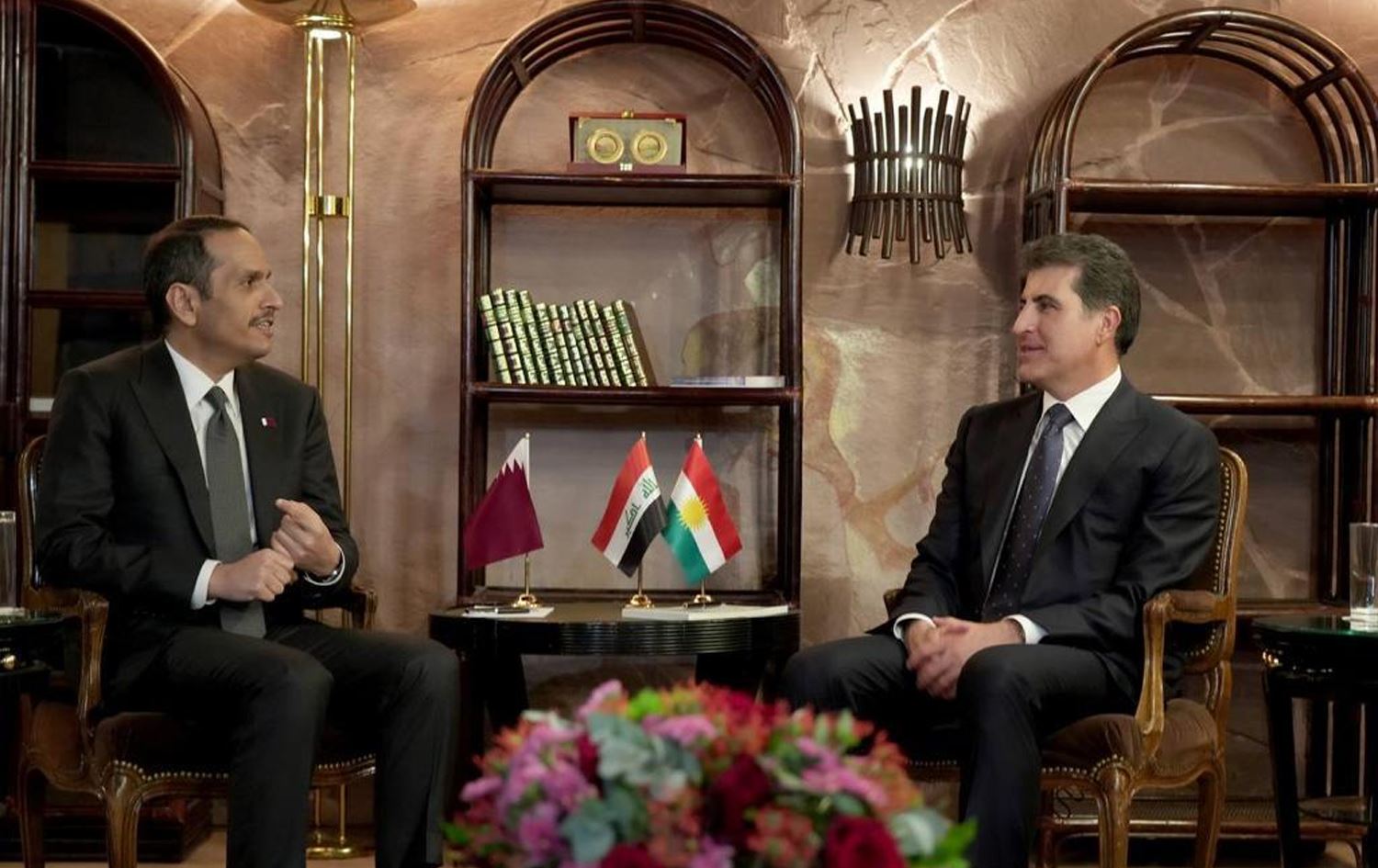 نێچیرڤان بارزانی و وەزیری دەرەوەی قەتەر فراوانکردنی پەیوەندییەکانی نێوان هەردوولا تاوتوێ دەکەن