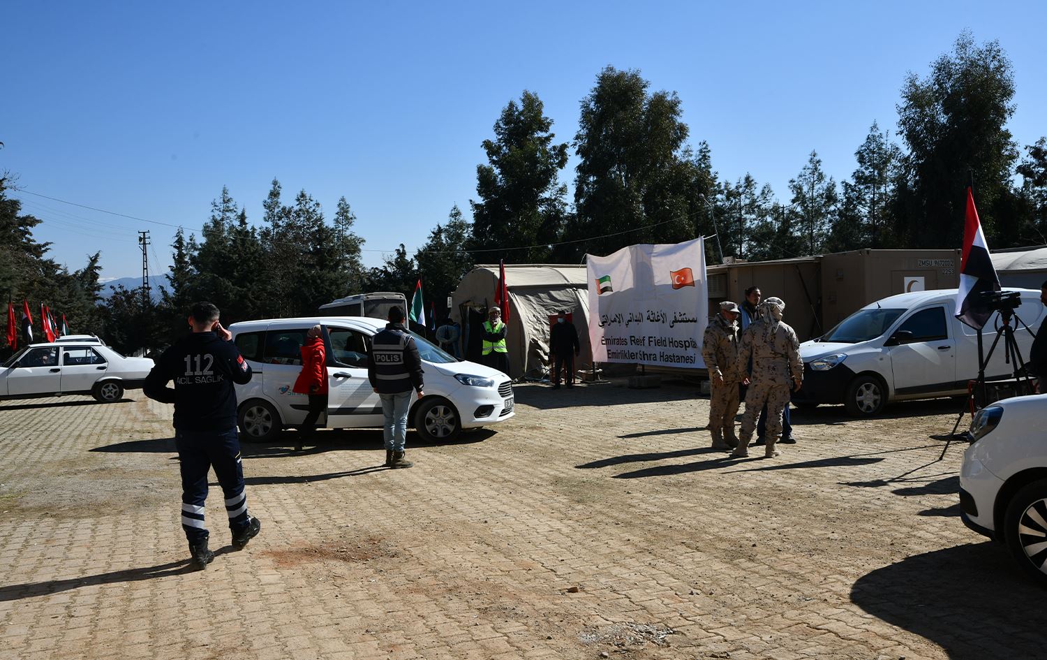 ئیمارات 91 فڕۆکە هاوکاری بۆ لێقەوماوانی بوومەلەرزەکە ناردووە