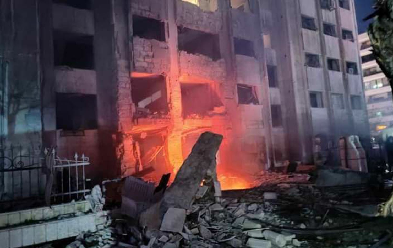 İsrail'den Suriye’ye saldırı: Çok sayıda ölü ve yaralı var