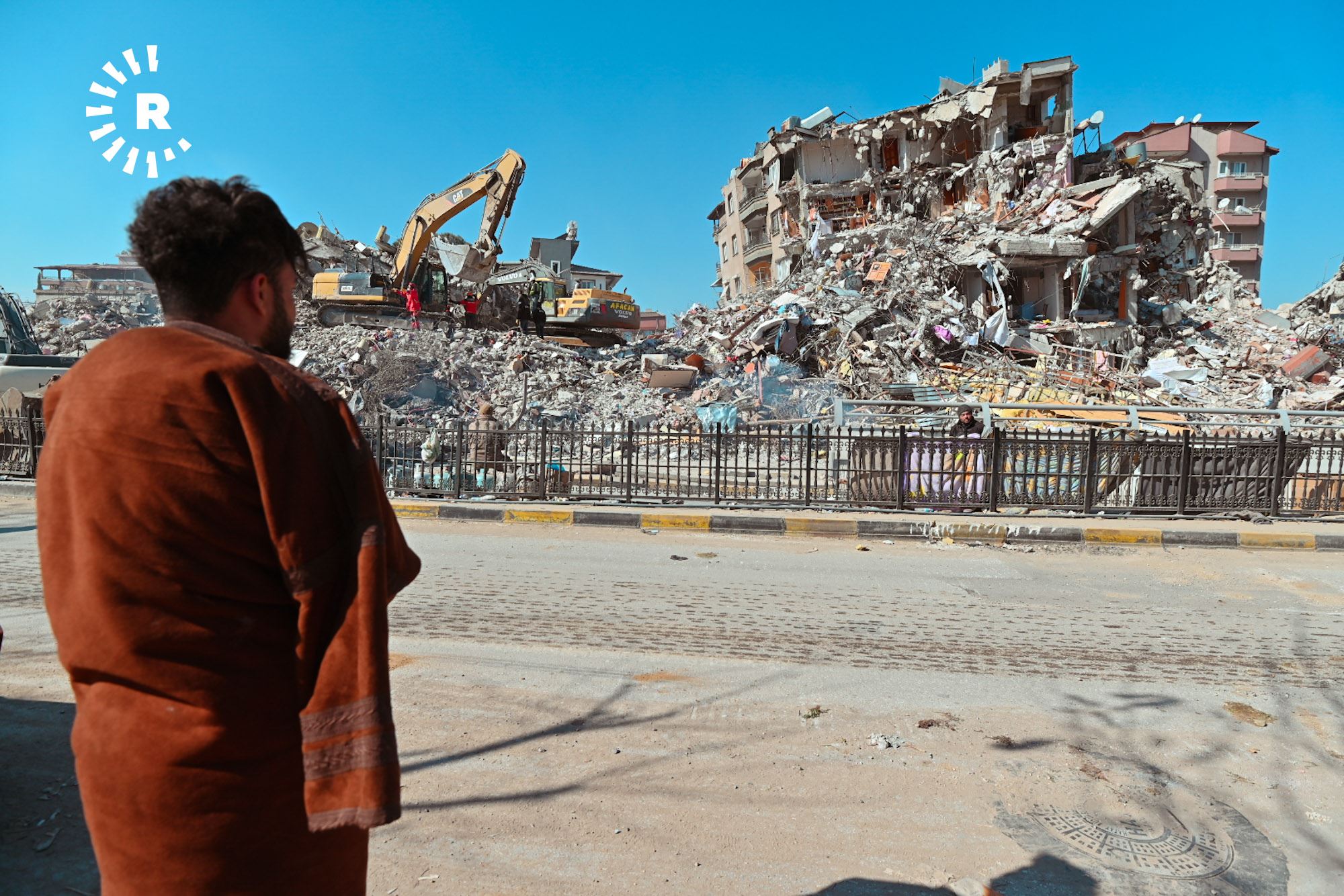 Binalarla ilgili sorumluluğu tespit edilen 131 kişi tutuklandı