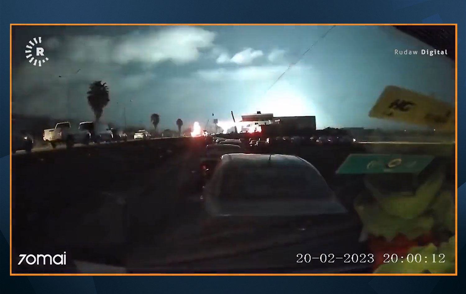 Hatay'daki deprem anı görüntüsü: Geceyi gündüze çevirdi