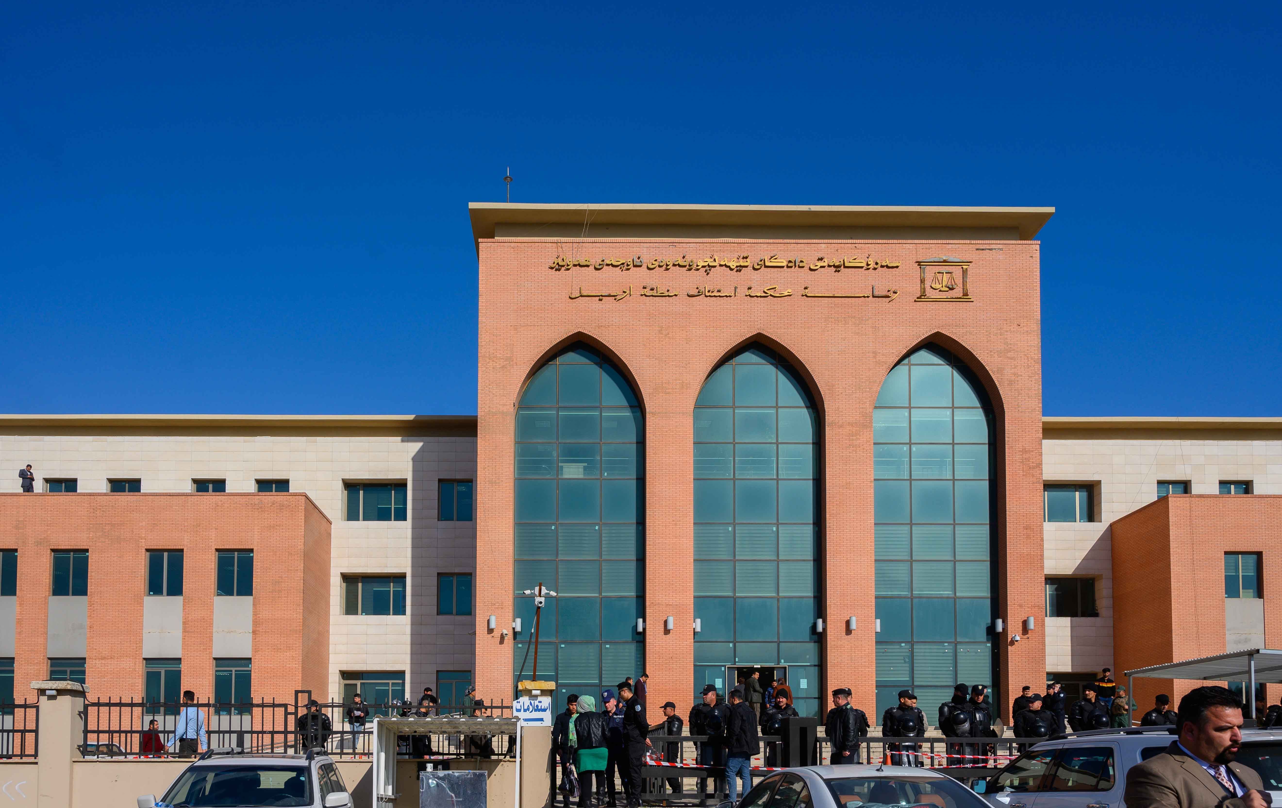 دادگەی هەولێر بڕیاری زیندانیی چوار یاریدەدەری پزیشک و داخستنی هەشت دەرمانخانە و کۆگە دەدات