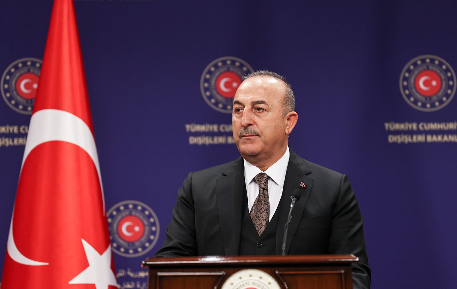 Çavuşoğlu: AB Türkiye ile ciddi bir dayanışmada bulundu