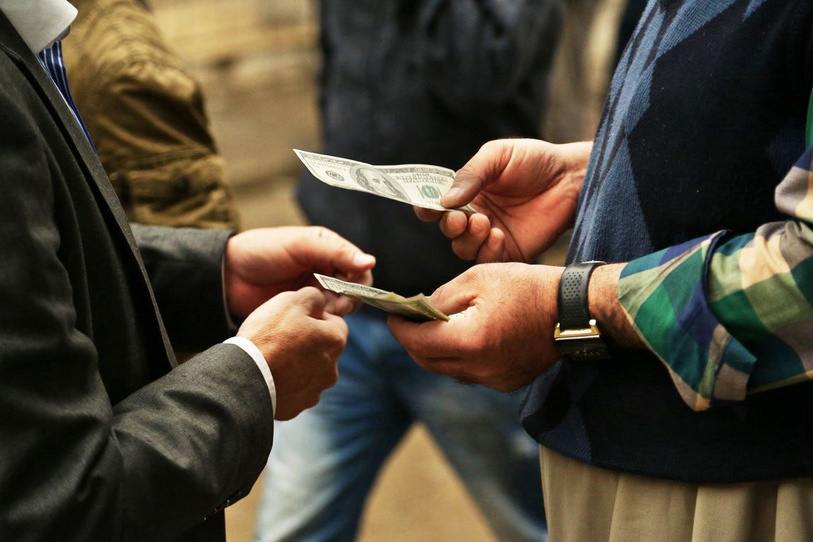 ئەنجوومەنی بازاڕی دۆلارەکەی سلێمانی 5 رۆژ مۆڵەت دەداتە کۆمپانیاکانی ئاڵوگۆڕی دراو