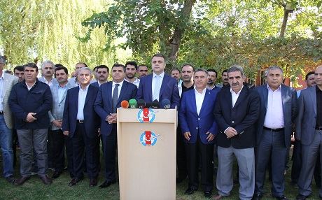 300 işyeri tahrip edildi