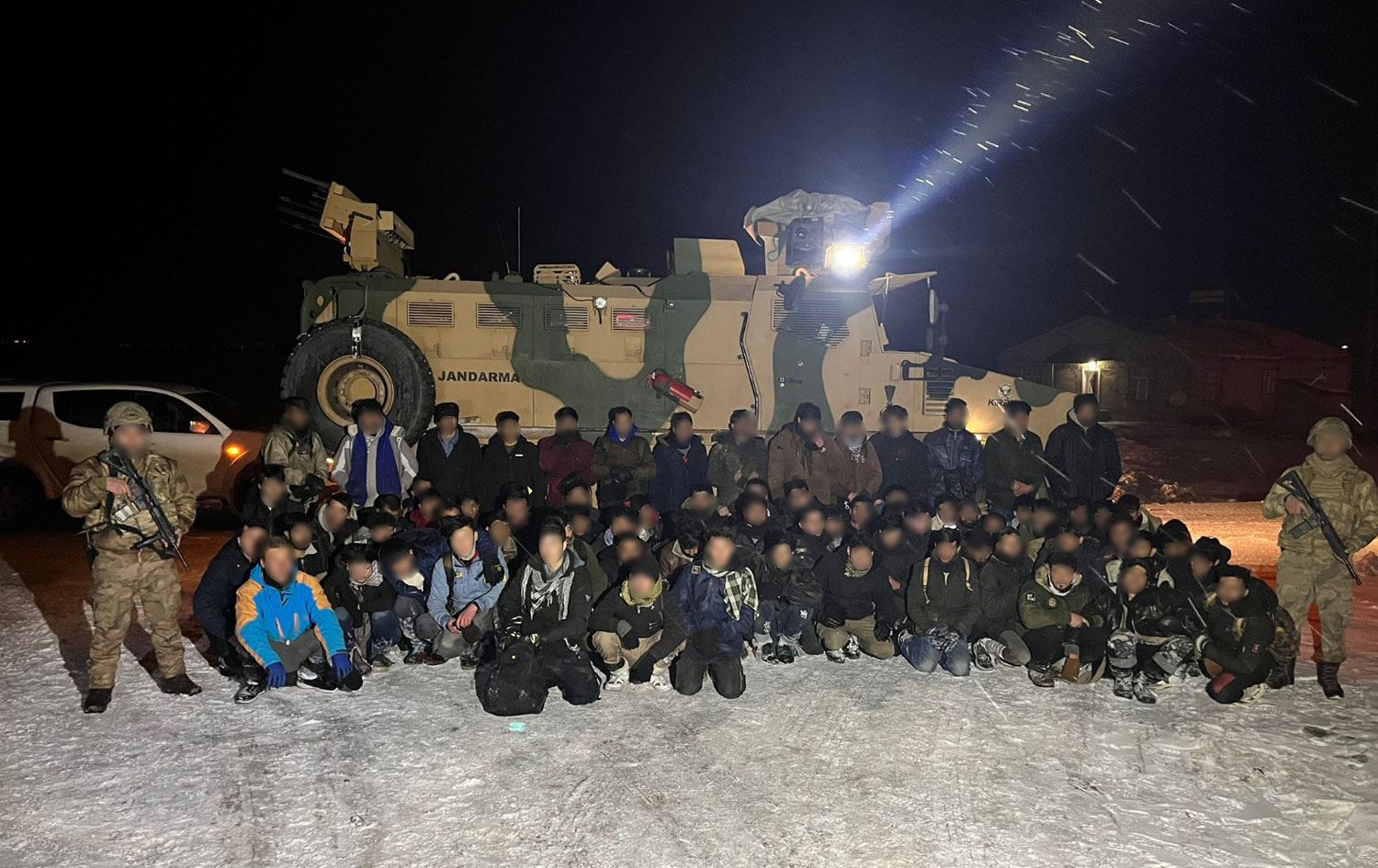 Van'da 232 göçmen yakalandı