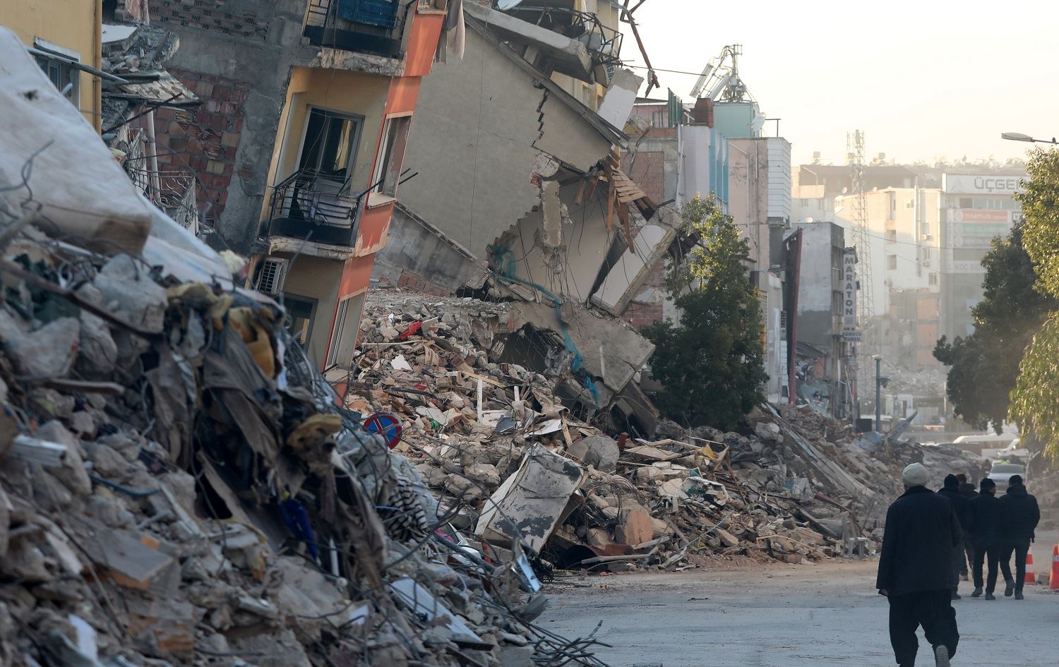 Bekîr Bozdag: Di lêpirsîna erdhejê de bo 184 kesan biryara girtinê hatiye dayîn