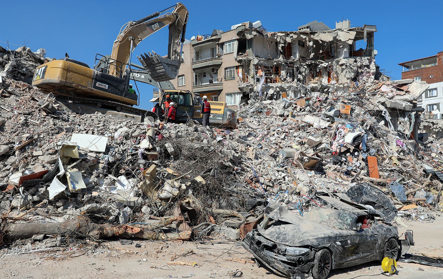 بوومەلەرزەیەک بە گوڕی 5.6 پلەی رێختەر لە مەلەتی روویدا