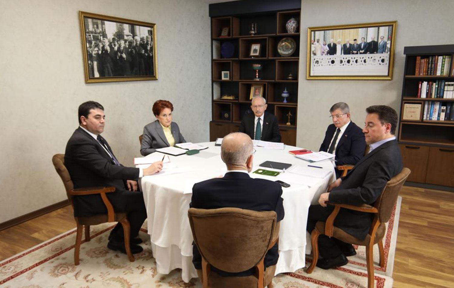 İYİ Parti’den yalanlama: Pazarlık iddiaları gerçek değil