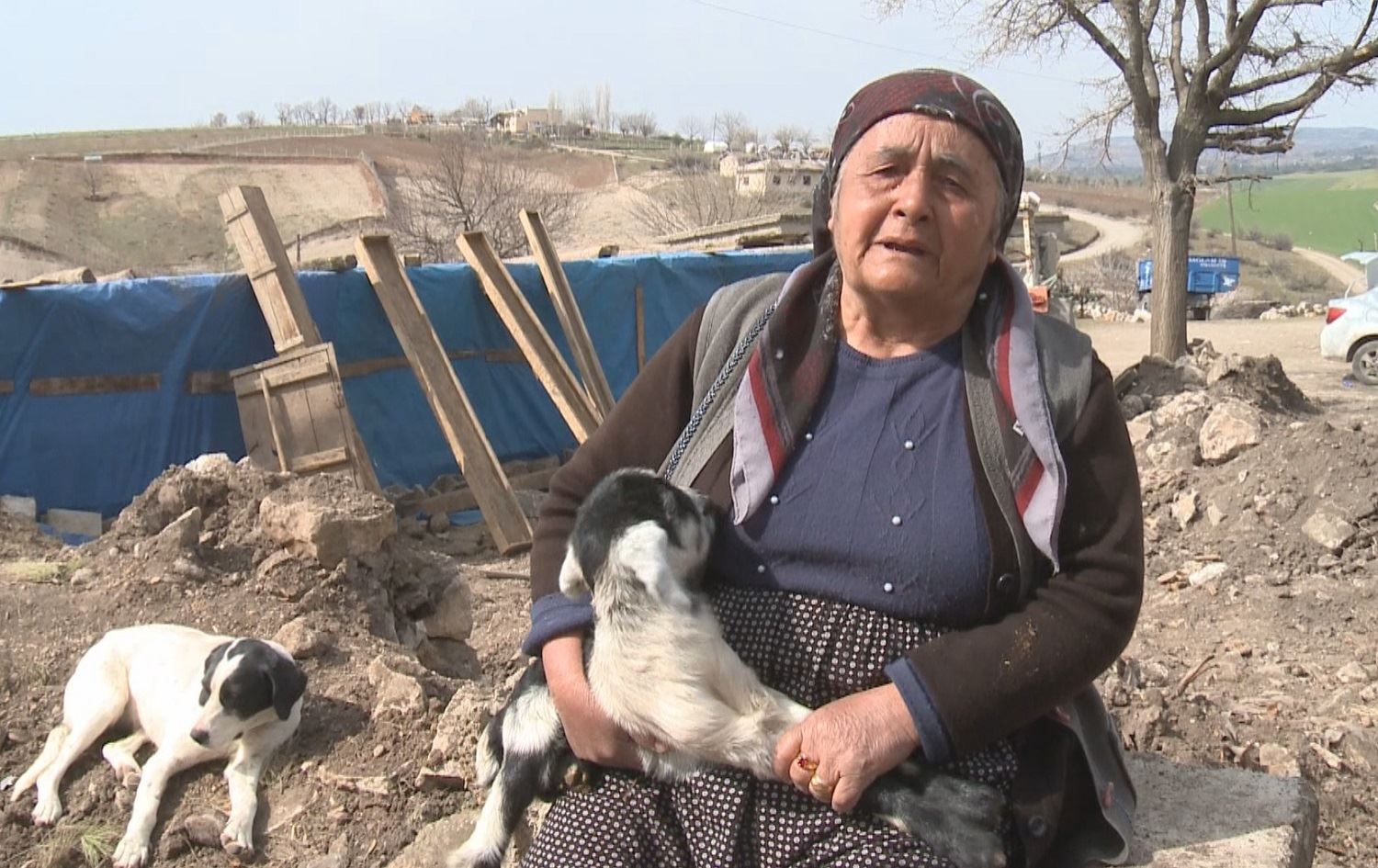 MARAŞ – Köylerde de zarar büyük; binlerce küçük ve büyük baş hayvan telef oldu