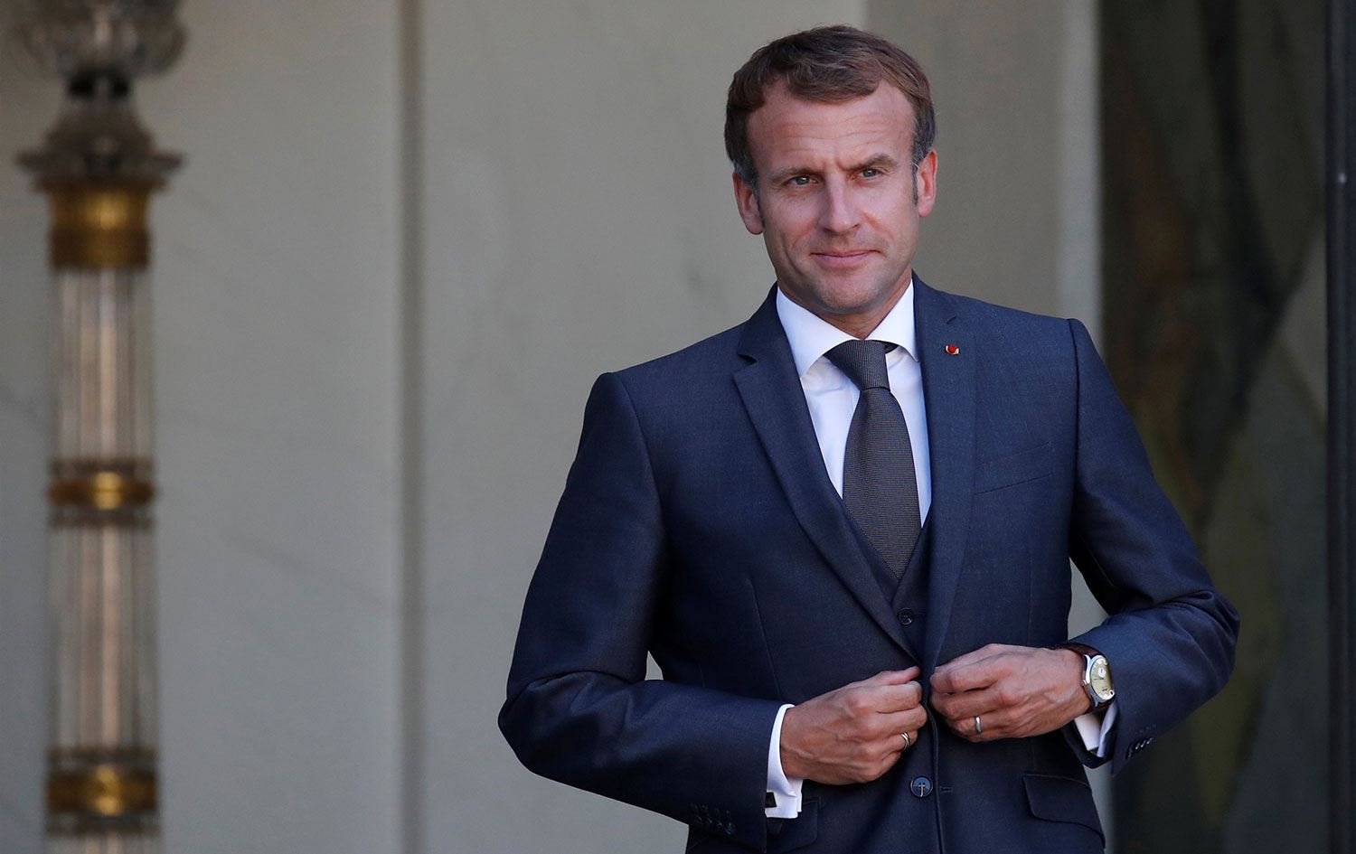 Fransa Afrika'daki askeri üslerin sayısını azaltıyor