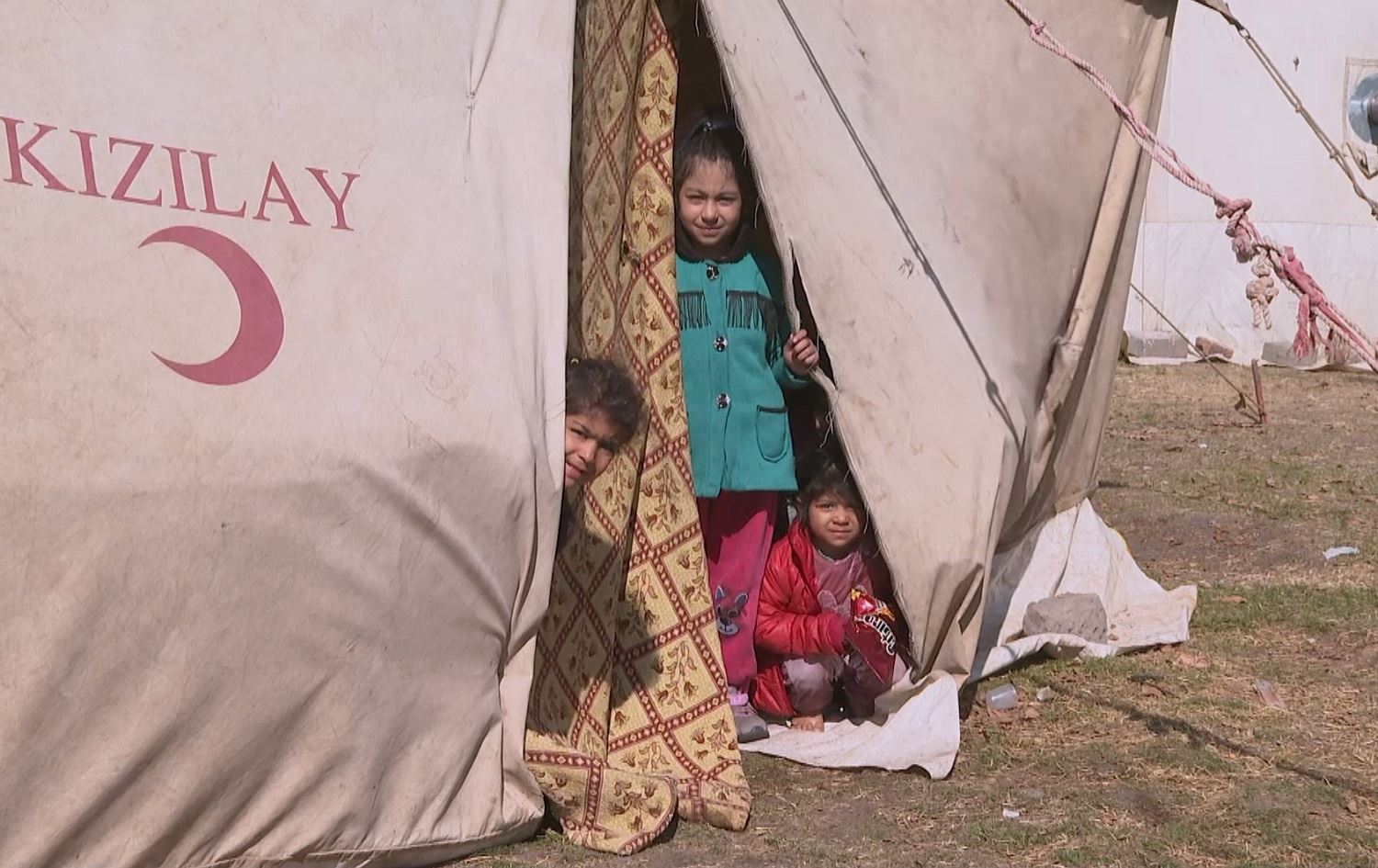 Çîroka malbatekê; Di nava 30 salan de 3 caran bê cih û war mane