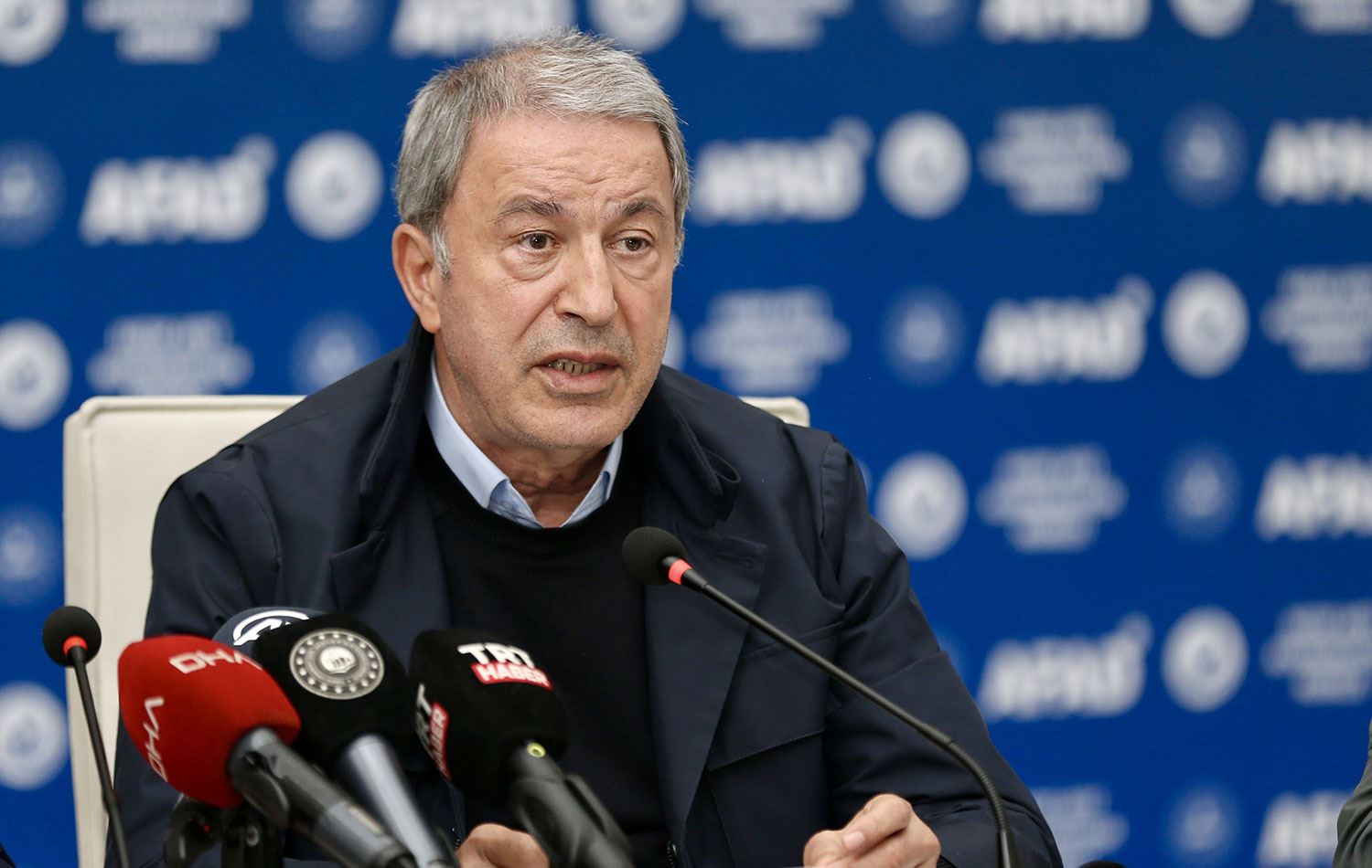 Bakan Akar: 42 bin Suriyeli gönüllü olarak geri döndü