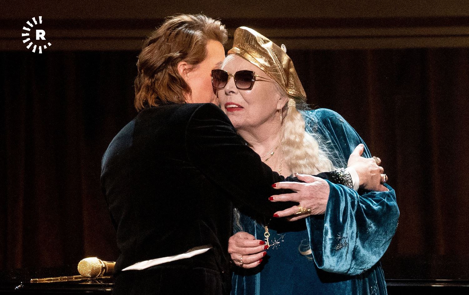 خەڵاتی گێرشوێنی کتێبخانەی کۆنگرێس بەخشرایە جۆنی مێچڵ