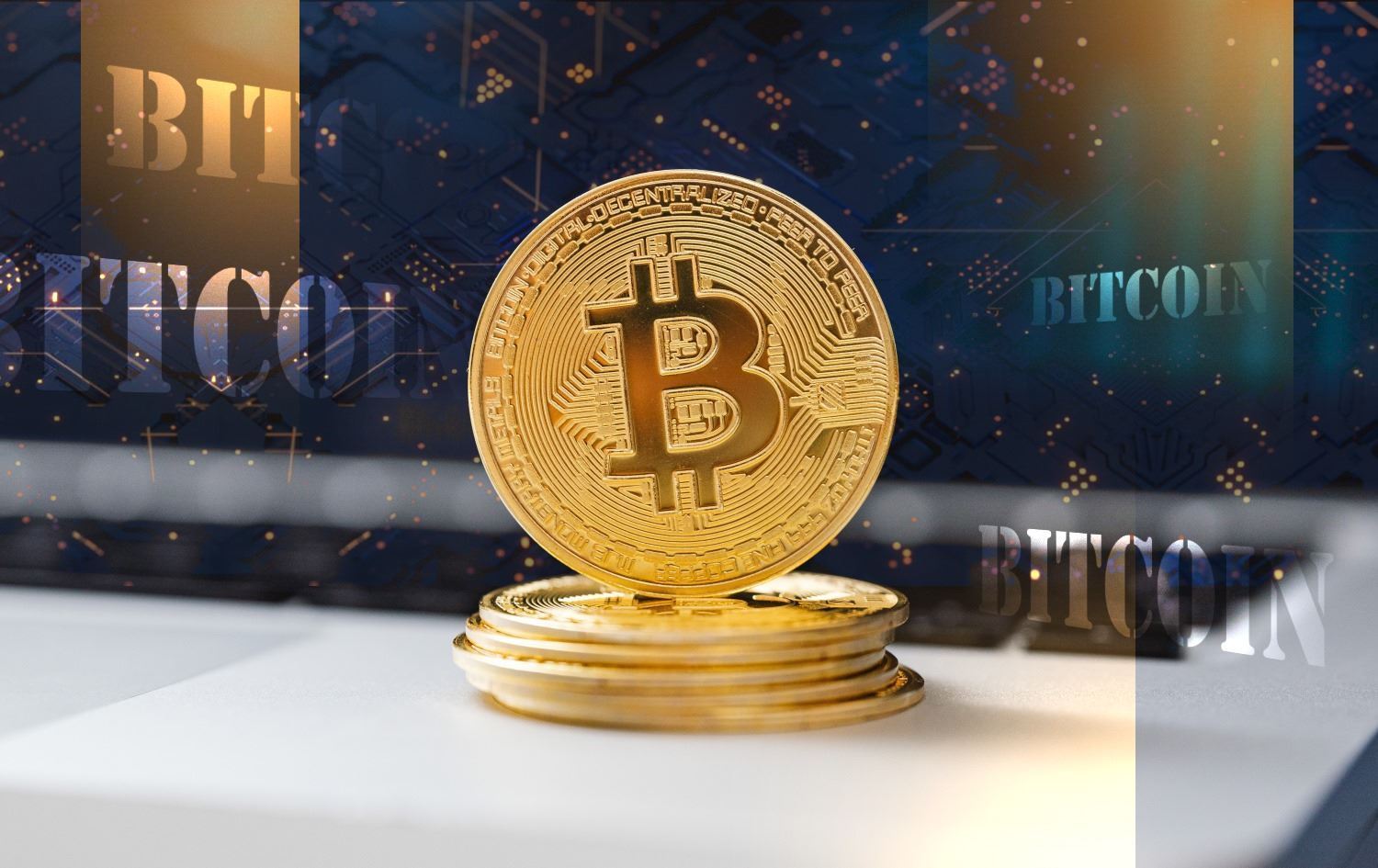 نرخی بیتکۆین لە تەنیا کاژێرێکدا زیاتر لە هەزار دۆلار دابەزی