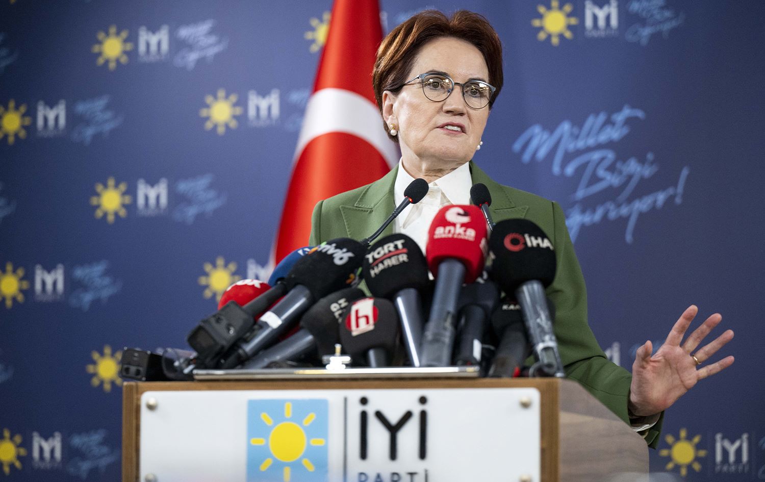 مەراڵ ئاکشەنەر لە هاوپەیمانیی میلـلەت کشایەوە