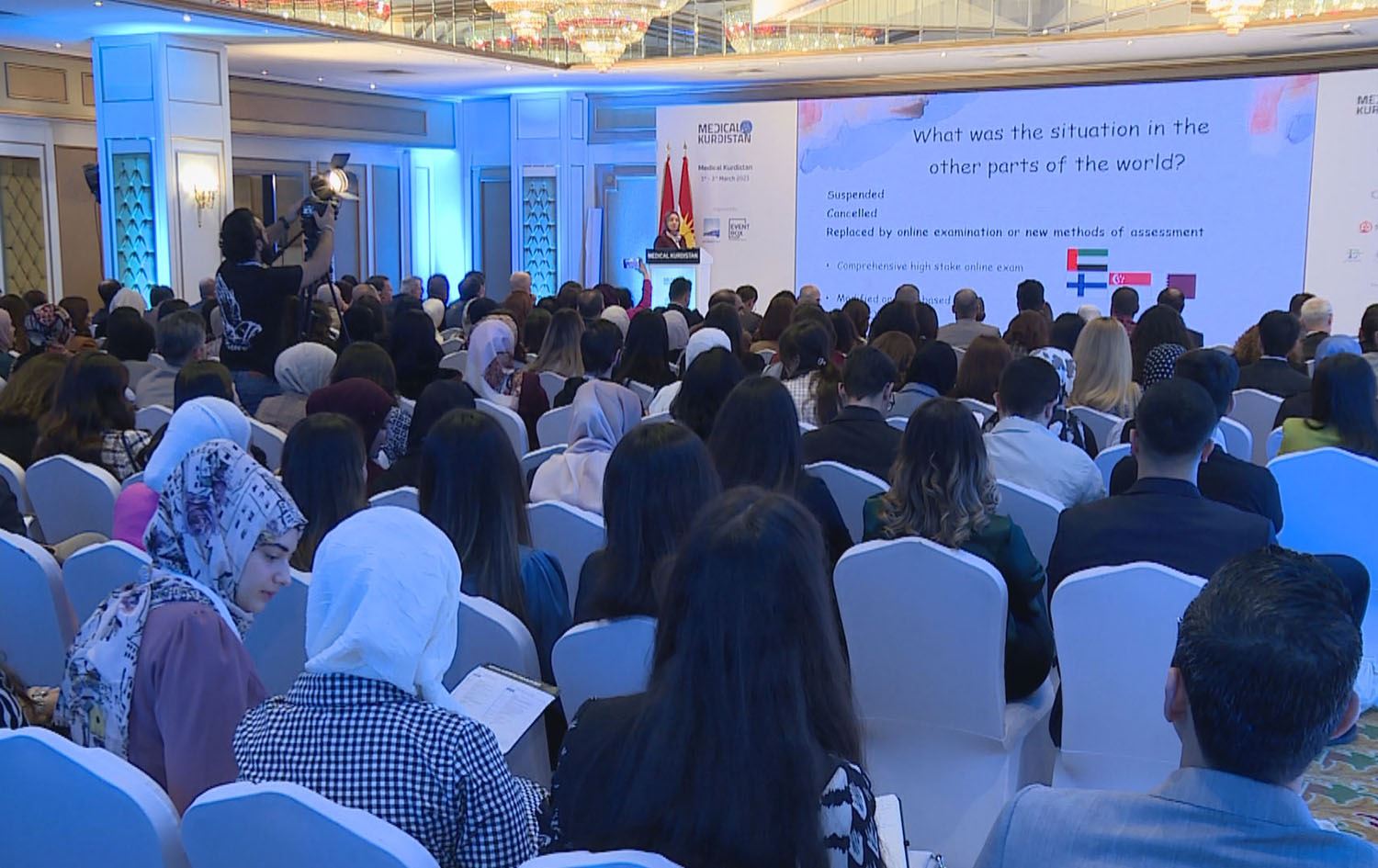 پزیشکێک هۆشداری بە کچان و ژنان دەدات: لە کاتی سووڕی مانگانە و دووگیانیدا نەخۆشییەک دەبێتەهۆی خوێنبەربوون